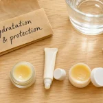 Baume pour les lèvres : hydratation et protection pour lèvres sèches et gercées